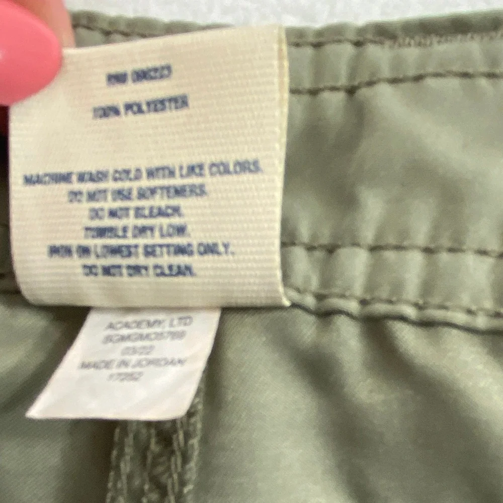 Magellan Cargo Shorts Mens 40 Water Repellent Olive Green Hiking Outdoor Utility